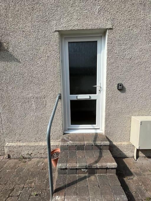 One Bedroom Apartment In The Centre Of Llandudno Exterior photo